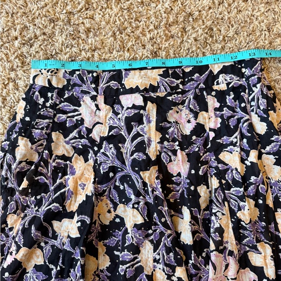 Free People Black Purple and Cream Floral Skater Skirt size 2 - Picture 7 of 7